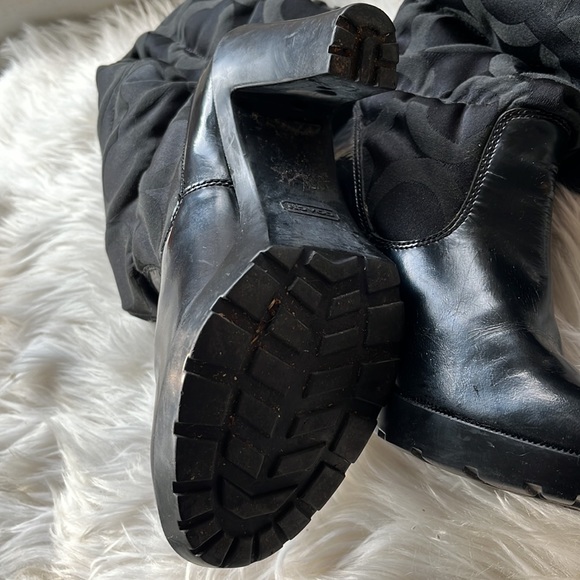 Coach black size 61/2 puffy - Picture 4 of 6